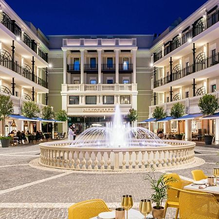 Hotel Palazzo Doglio Cagliari Exteriér fotografie The Hotel's courtyard