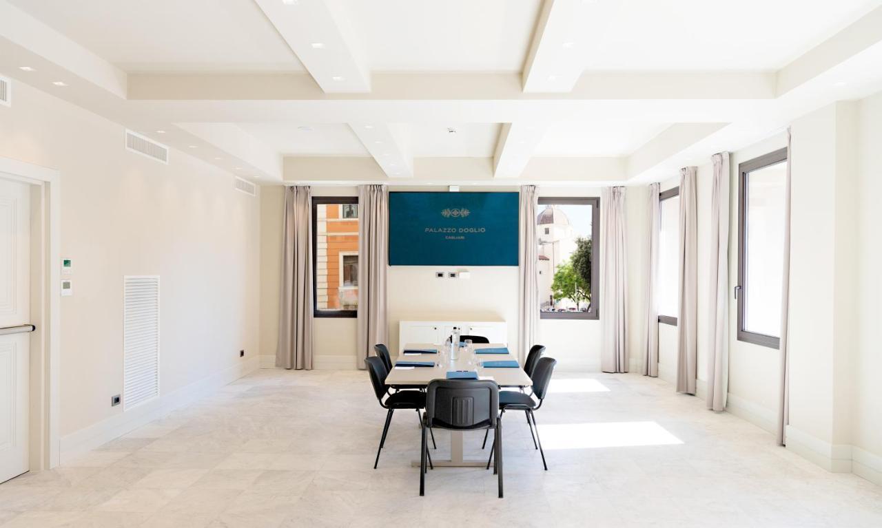 Hotel Palazzo Doglio Cagliari Exteriér fotografie The boardroom at the European University Barcelona