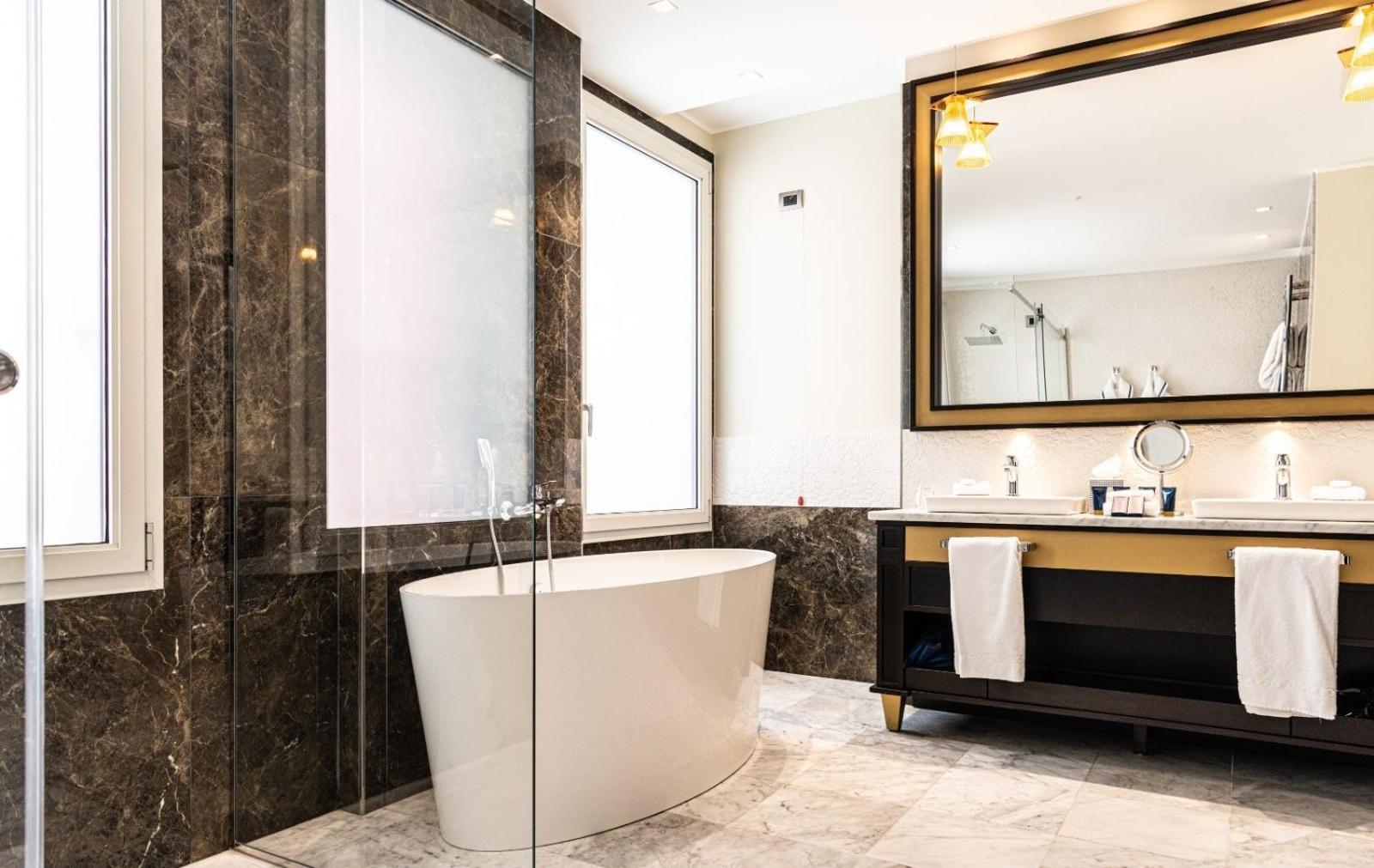 Hotel Palazzo Doglio Cagliari Exteriér fotografie Bathroom